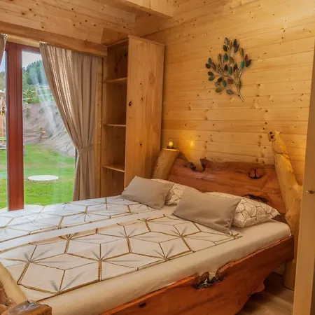 Holiday home - Koca Ob Jezeru *