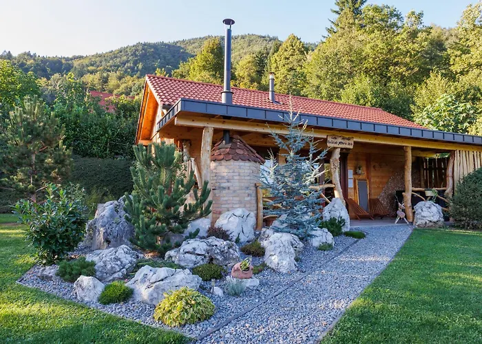 - Koca Ob Jezeru * Nazarje